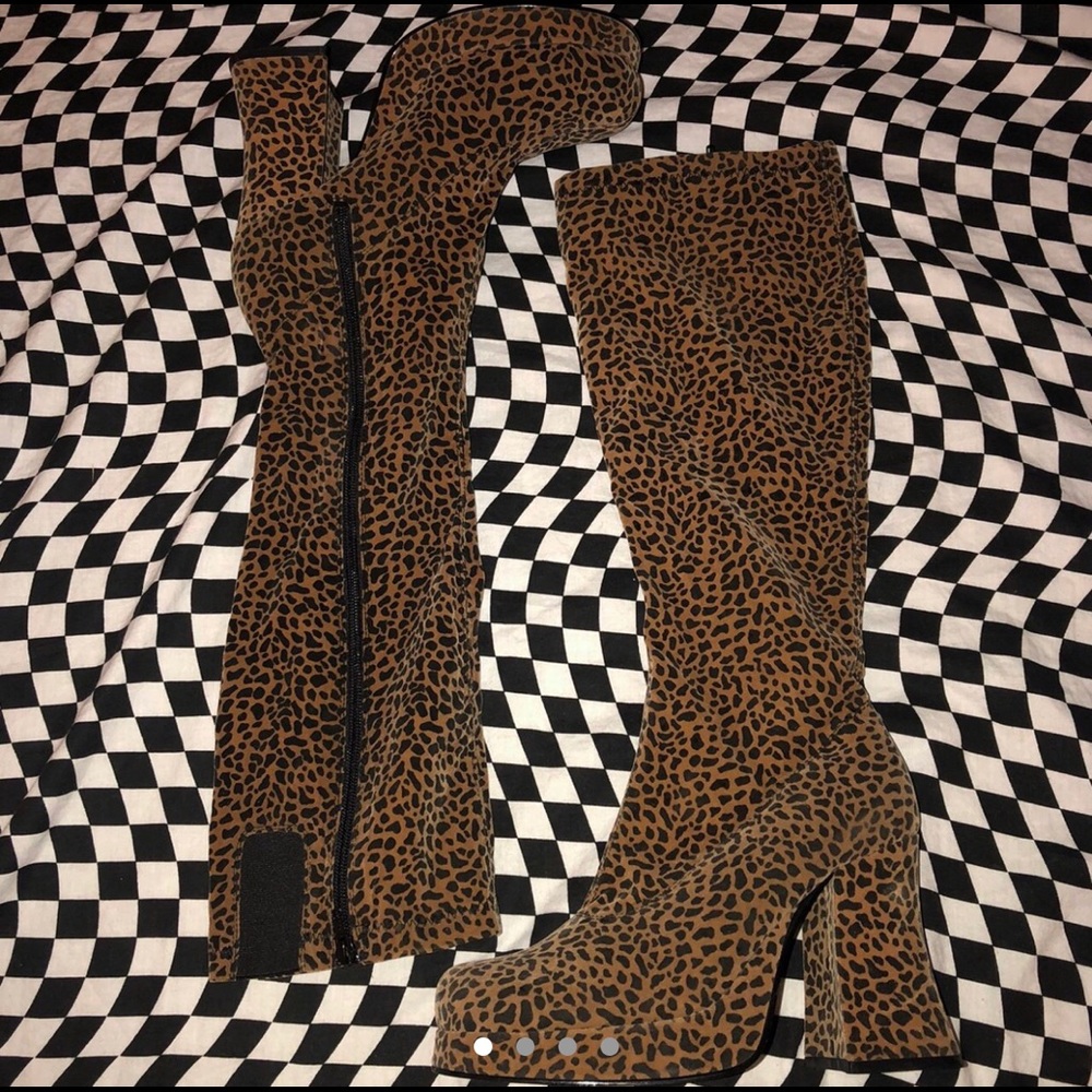Vintage 90s Cheetah Platform Boots